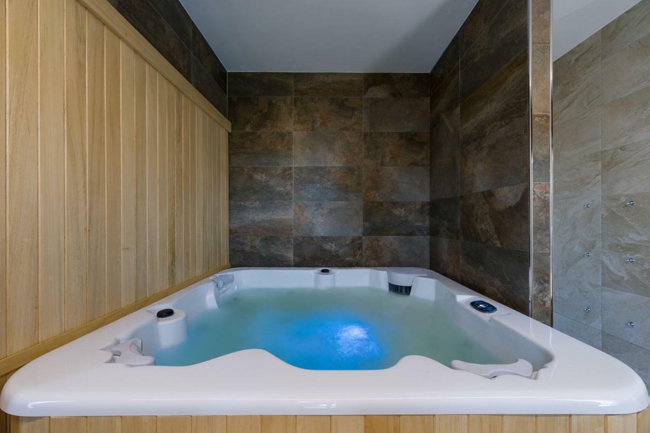 Hotel A Curuxa Wellness Arzúa Zewnętrze zdjęcie